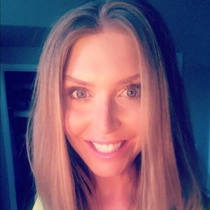 Meet your Posher, Alison